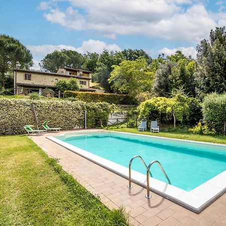 Agriturismo Bio Tra Cielo E Terra Frontignano Luaran gambar