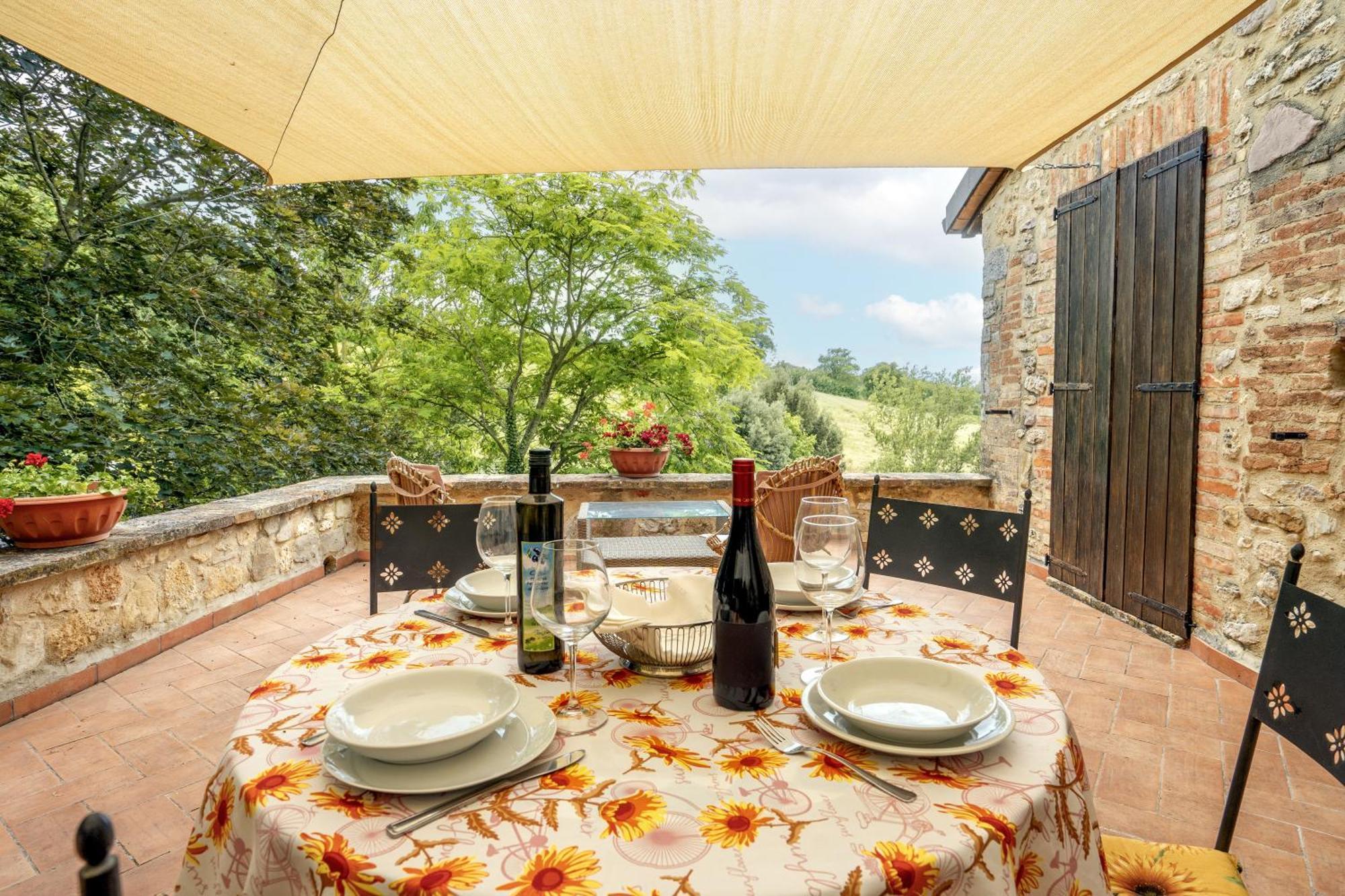 Agriturismo Bio Tra Cielo E Terra Frontignano Luaran gambar